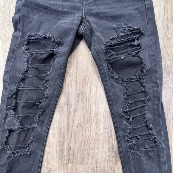 American Eagle Outfitters Black Distressed Strigid Mom Jean - Size 4 Long - Picture 3 of 14